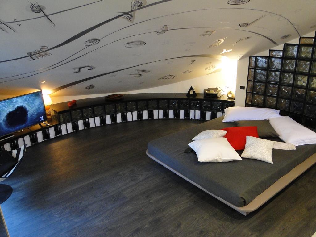 Jazz Style Apartment *