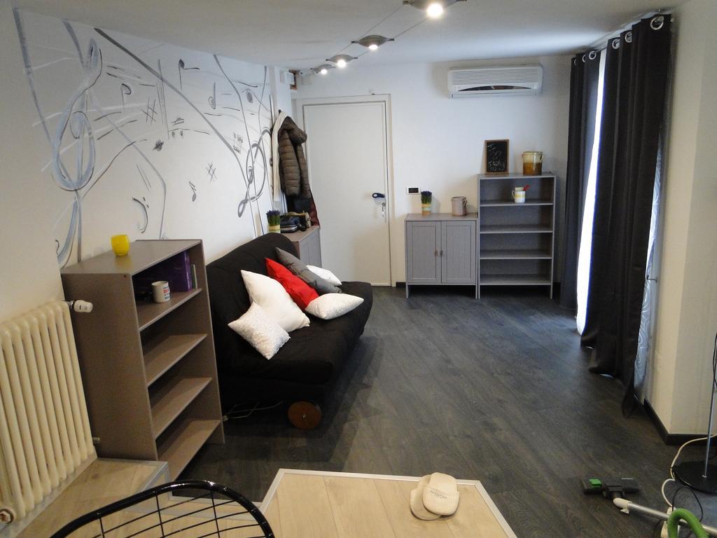 Apartment Jazz Style *